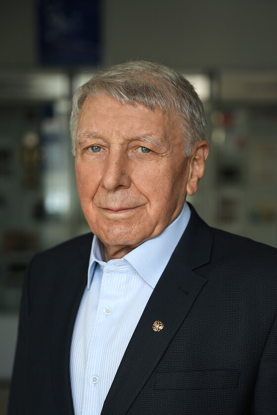 Александр Кудрявцев